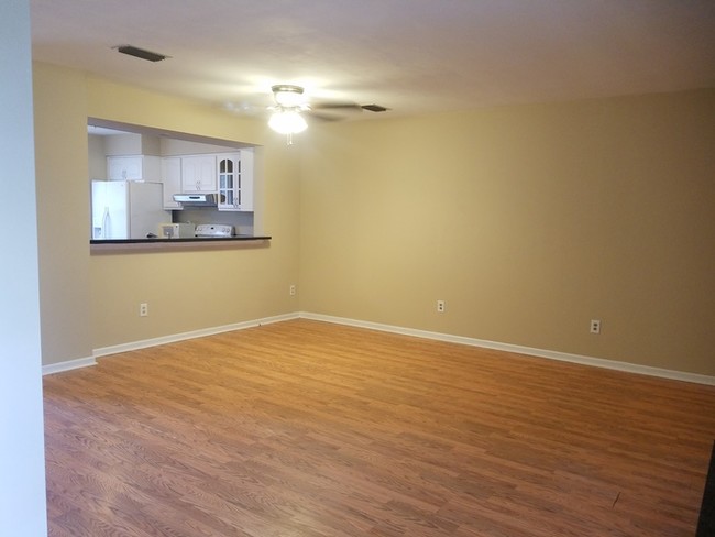 Building Photo - Cozy 2 bedroom in Salem Lakes, Virginia Beach