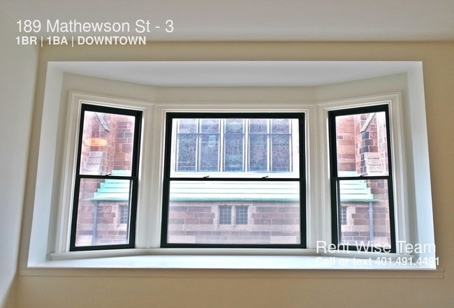 Building Photo - 189 Mathewson St