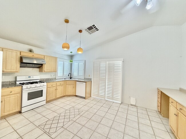 Building Photo - 8319 Haven Cove Ave