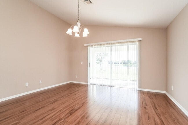Building Photo - 11341 Lake Cypress Loop