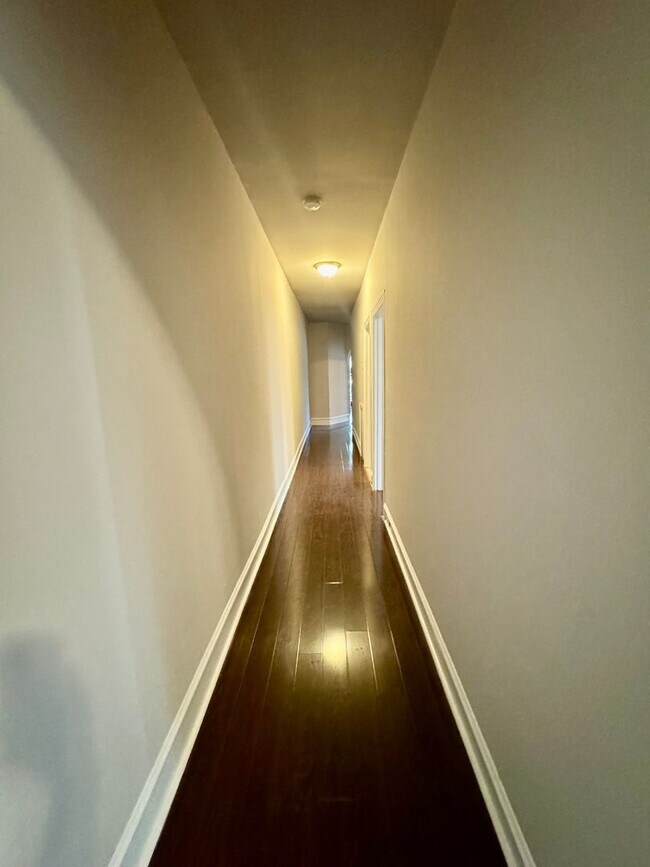 Foto del edificio - 6023 Catharine St