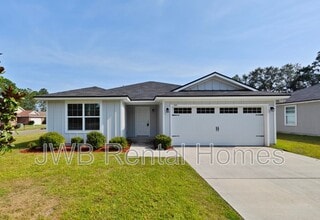 Building Photo - 5597 Longspur Ct