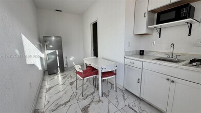 Building Photo - 12435 SW 42nd St