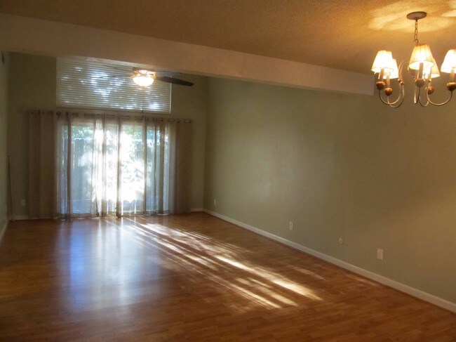 Foto del edificio - 2604 Rio Bravo Cir