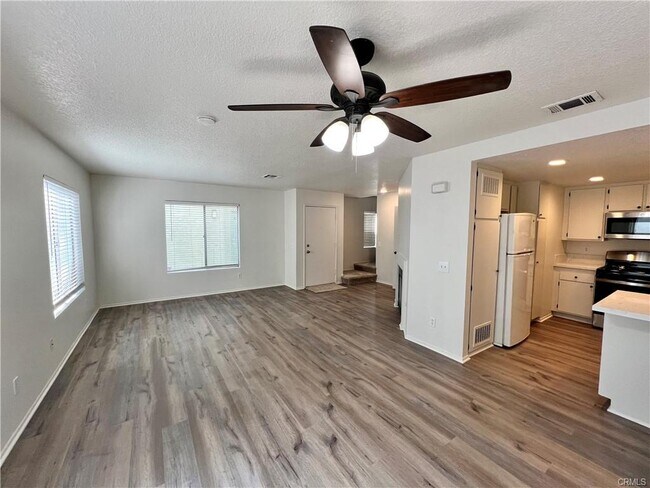 Foto del edificio - 8353 Sunset Trail Pl