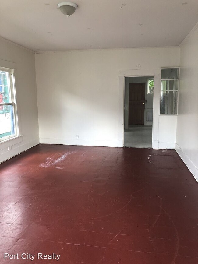 Building Photo - 2 br, 1 bath House - 3109 Darien St.
