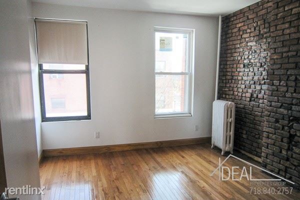 Building Photo - 103 Hoyt St