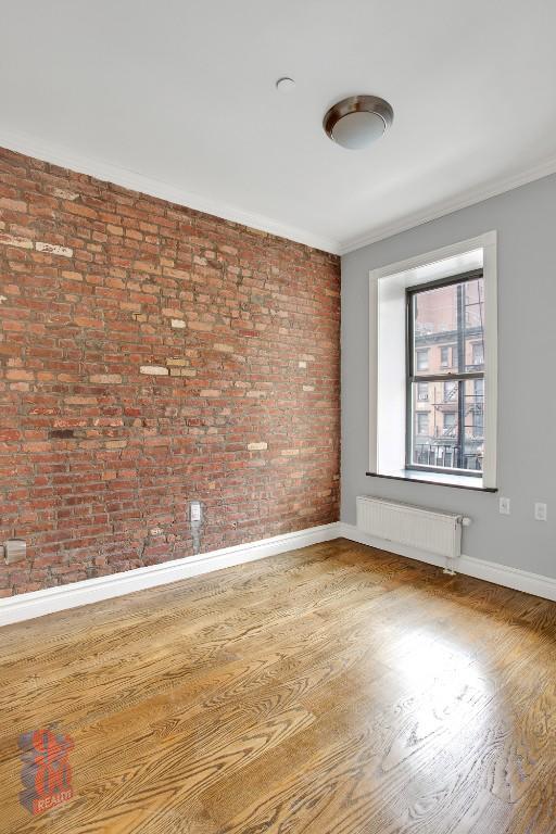 Building Photo - 202 E 13th St