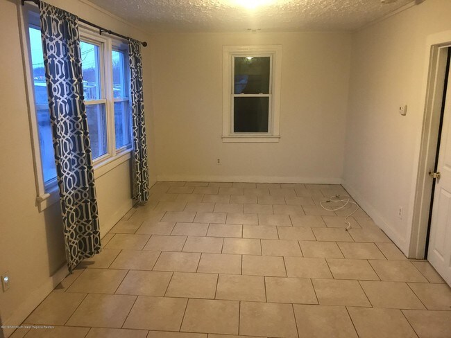 Building Photo - 447 NJ-36