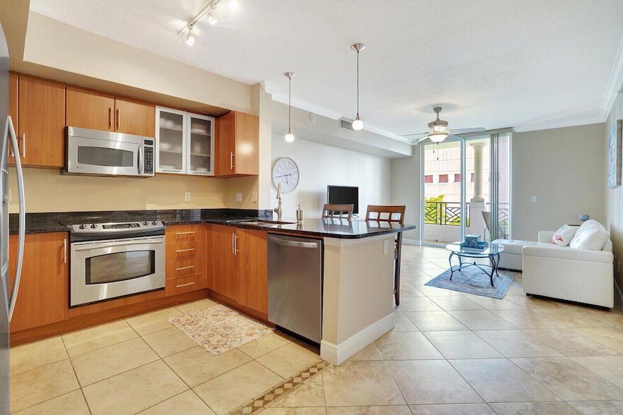 Photo - 600 S DIXIE HWY Unit 607