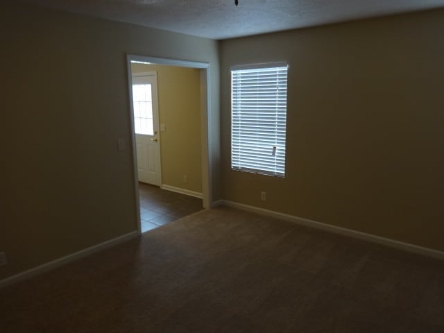 Foto del edificio - 1428 Westview Dr