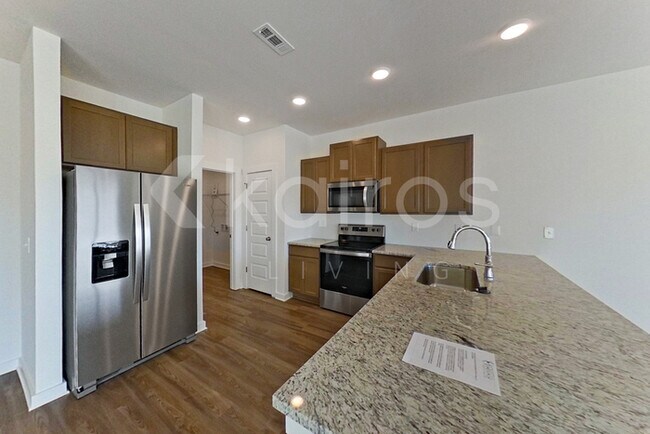 Foto del edificio - 6113 Taramore Ln NW