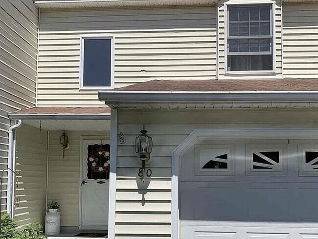 Wonderful Townhouse near Saratoga Springs Race Track - 80 Deer Run Dr
