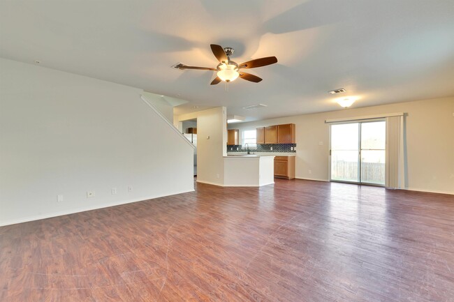 Building Photo - 570 Sheep Trail Dr