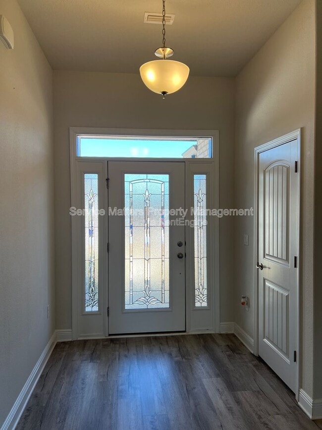 Foto del edificio - 5955 Parsonage Cir