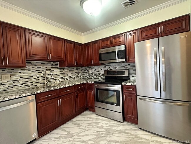 Foto del edificio - 216 Springmeadow Dr