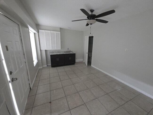 Foto del edificio - 110 Lemon St