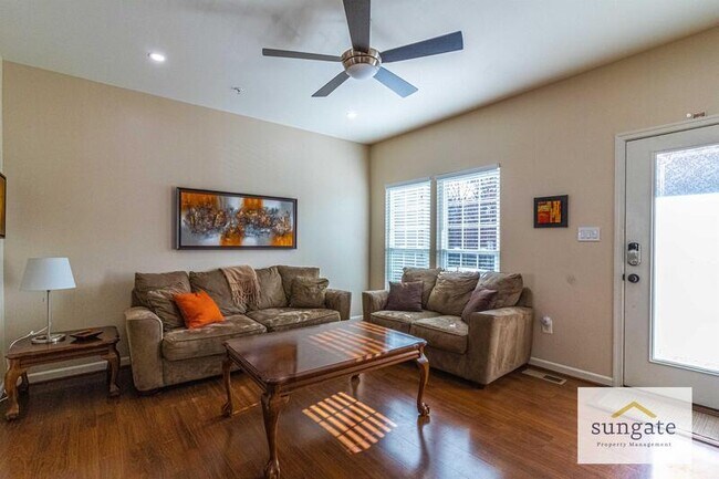 Foto del edificio - 7526 Helston Ct