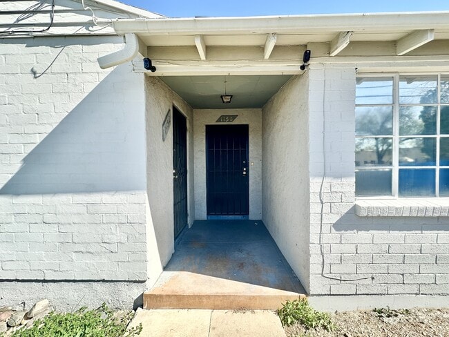 Foto del edificio - 1152 N Jones Blvd