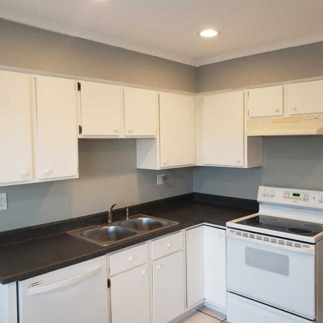 Foto del edificio - 9315 Hamilton Ct