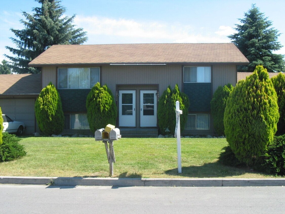 Primary Photo - 10512 E Augusta