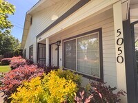 Beautifully Updated 3/2! Backyard, 2 Car Garage! Modern and Clean!