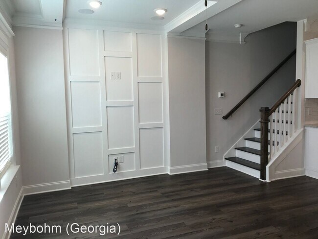Building Photo - 3 br, 2.5 bath House - 355 Sumac Trail