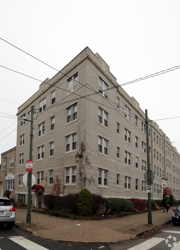 Building Photo - 4107 Chester