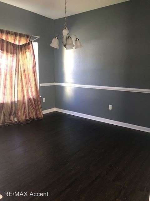 Building Photo - 4 br, 2 bath House - 515 Amsonia Circle