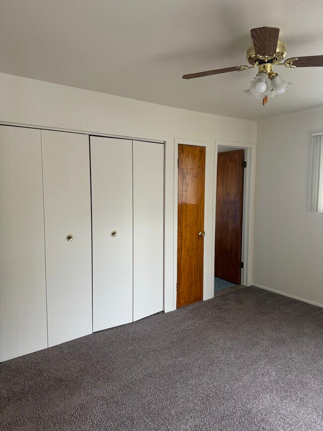 Building Photo - Royal Park Apartments