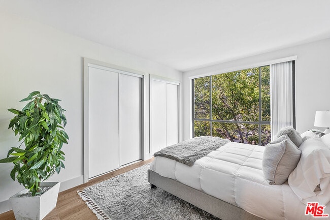 Foto del edificio - 821 3rd St