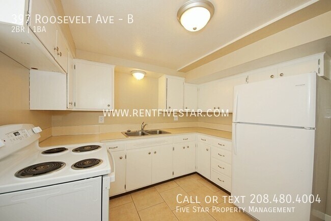 Foto del edificio - 397 Roosevelt Ave