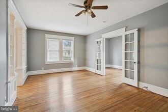 Building Photo - 407 N Broadway