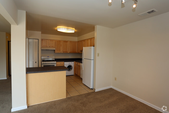 Interior Photo - Summerlyn Apartments