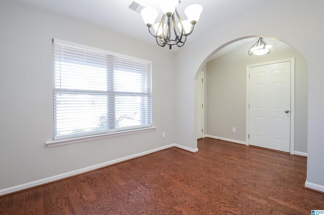 Foto del edificio - 155 Briar Ridge Ln
