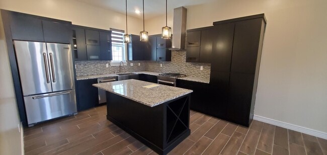 Building Photo - 456 Vin Benicarlo Pl.