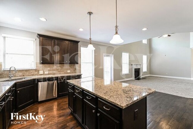 Building Photo - 1783 Great Shoals Cir SE