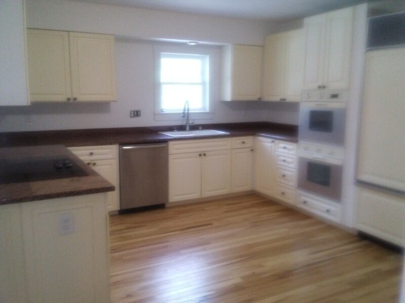 Foto principal - 844 Freeport Rd