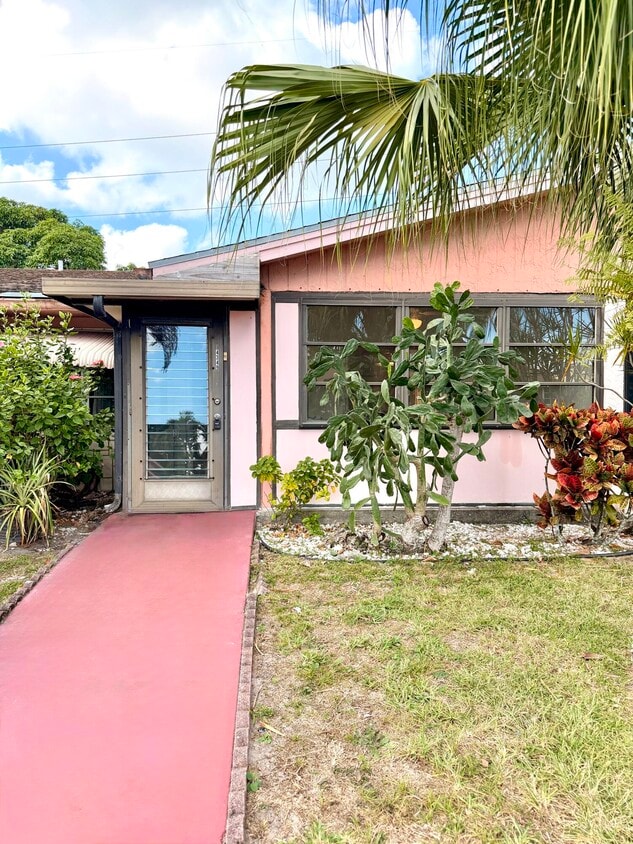 Primary Photo - 14349 Campanelli Dr