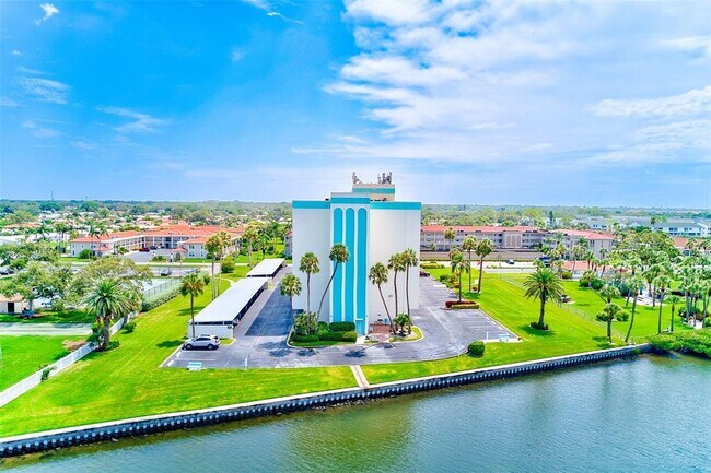 Foto del edificio - 10216 Regal Dr