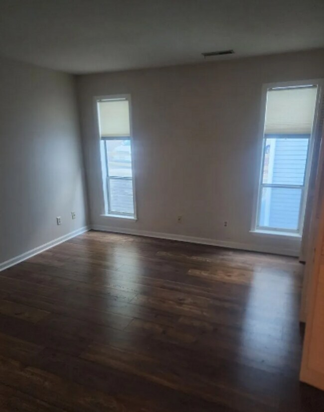 4110 Sedgewood Dr Unit 205, Raleigh, NC 27612 Room for Rent in Raleigh, NC