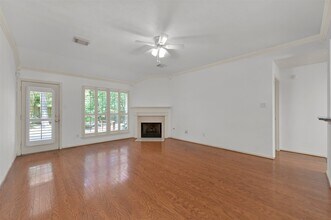 Building Photo - 166 Burgandy Vine Ct