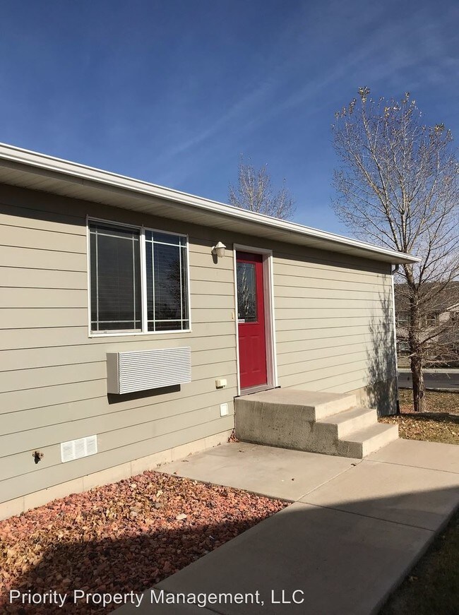 7011 Robin Dr, Gillette, WY 82718 Apartment for Rent in 7011 Robin Dr, Gillette, WY 82718 Apartment for Rent in