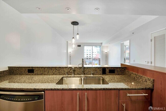 Foto del edificio - 50 Lansing St