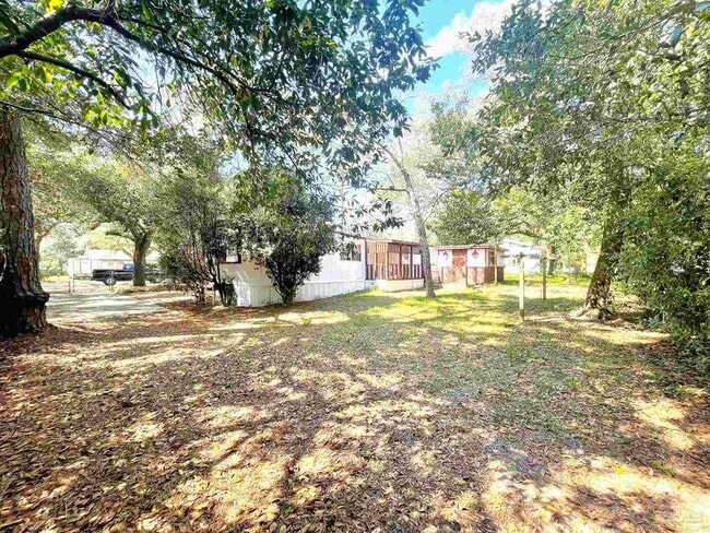 Foto del edificio - 1826 Bainbridge Ave