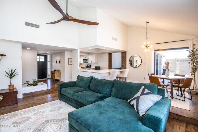 Foto del edificio - 14239 N 45th St