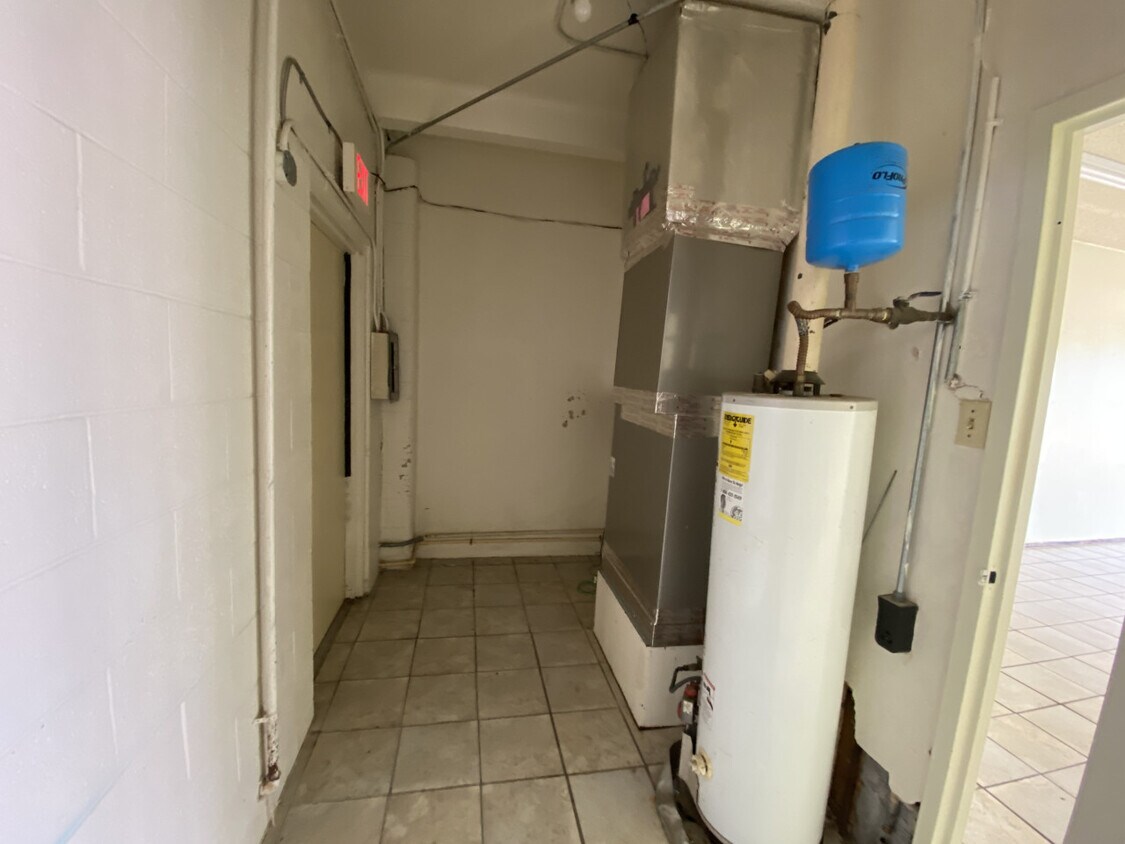 Foto del edificio - 3208 Ferndale Drive