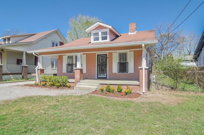 Foto del edificio - East Nashville Cottage!