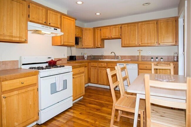 Building Photo - 1 Torpie St