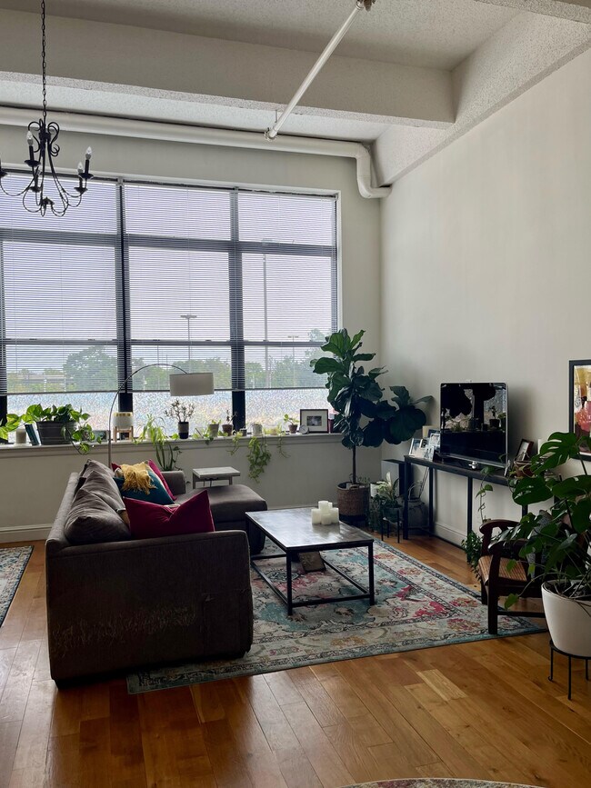 Building Photo - 300 Communipaw Ave